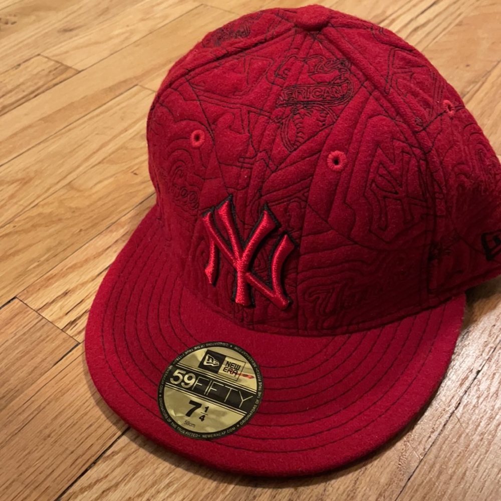 NY Yankees New Era 59fifty hat size 7 1/4
